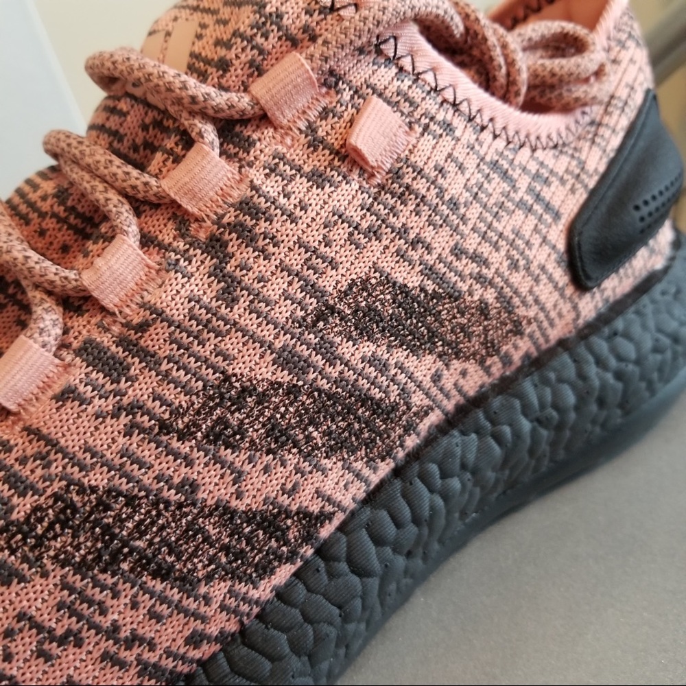 Adidas PureBOOST Running Peach/Grey Size 11 - Picture 11 of 14